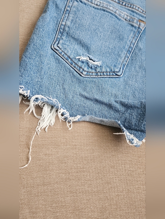 Abercrombie & Fitch MOM shorts Mid Rise Women's Light Blue Distressed Denim - Picture 7 of 13